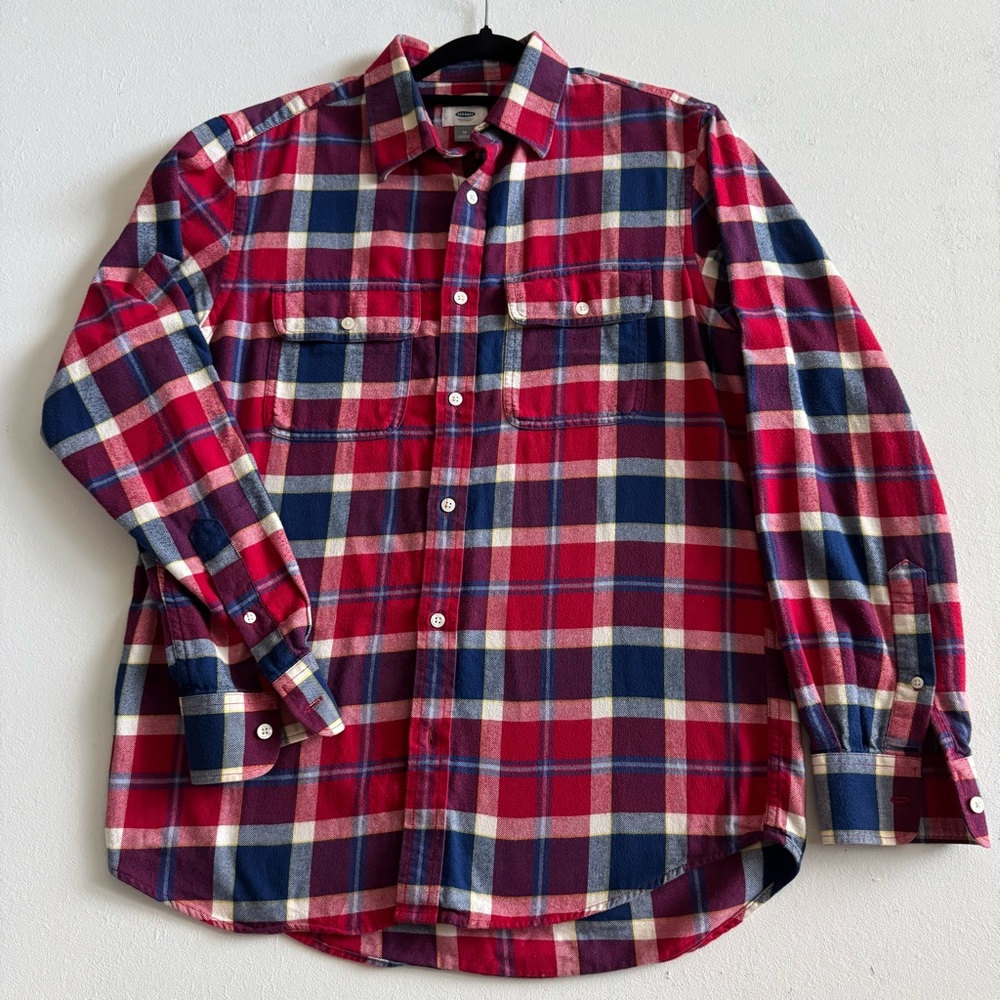 Old Navy Classic Red and Blue Plaid Men's Shirt Size M